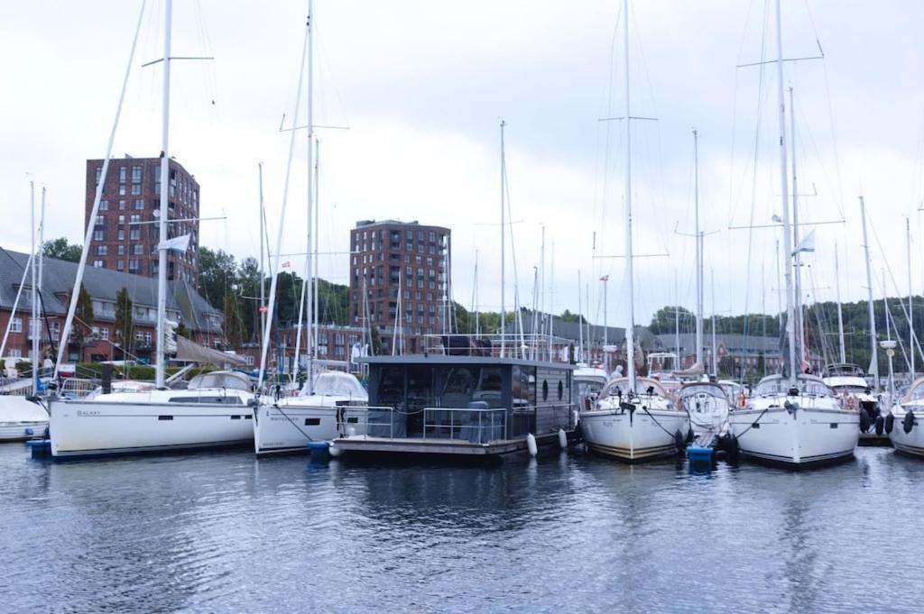 Hausboot Fjord Meeresbrise Mit Dachterrasse In Flensburg Buitenkant foto