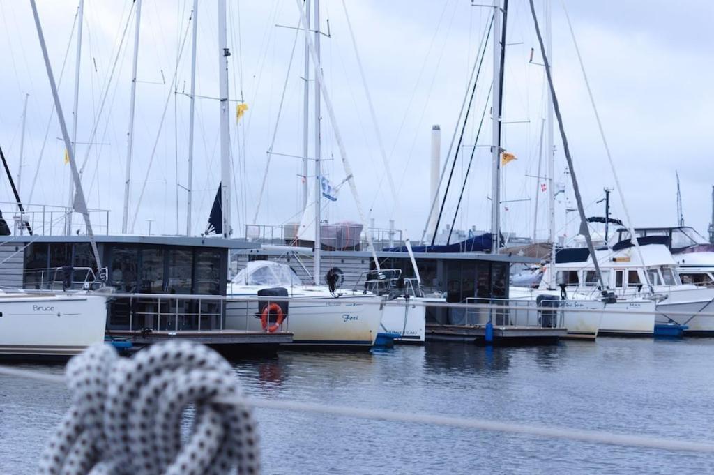 Hausboot Fjord Meeresbrise Mit Dachterrasse In Flensburg Buitenkant foto