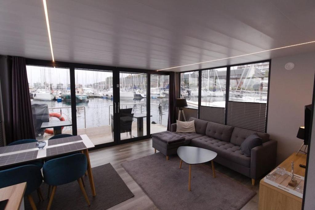 Hausboot Fjord Meeresbrise Mit Dachterrasse In Flensburg Buitenkant foto